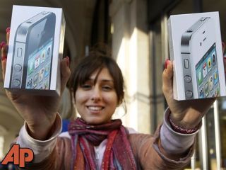 14 октября дан старт официальным продажам iPhone 4S...