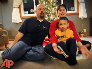 Anonymous donors pay strangers' layaway accounts - KATV Channel 7 ...