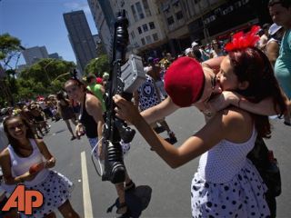 We kissed at Carnival: Brazil blog aids lost loves - KTRE.com ...