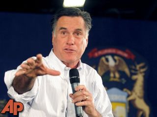 Victories give Romney pre-Super Tuesday momentum