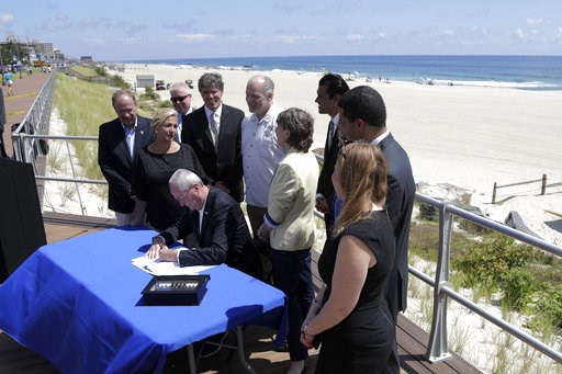 New Jersey bans smoking on beaches and in parks, butt ...
