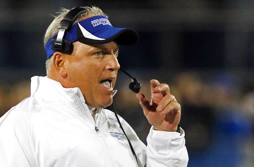 New assistant reshapes Irish offensive line, running game