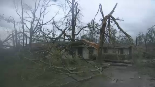 'Unimaginable destruction': Hurricane smashes rows of houses