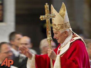 Vatican in chaos after butler arrested for leaks - Hawaii News Now ...
