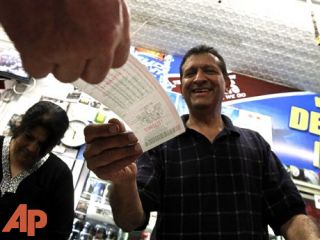 Winning tickets sought in $588M Powerball jackpot - wistv.com ...