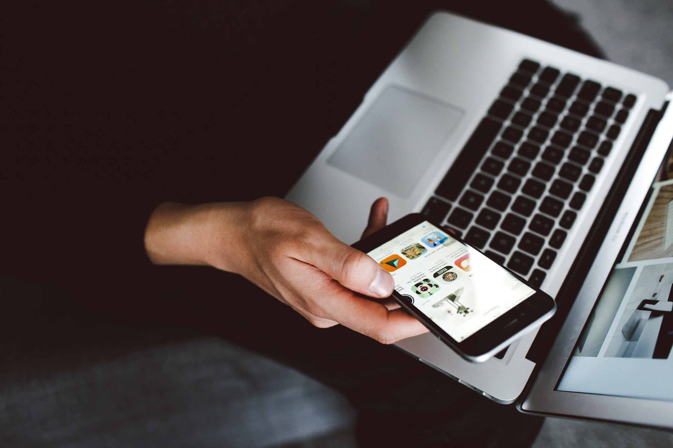 Tight on space? Here’s how to transfer photos from an iPhone to a computer