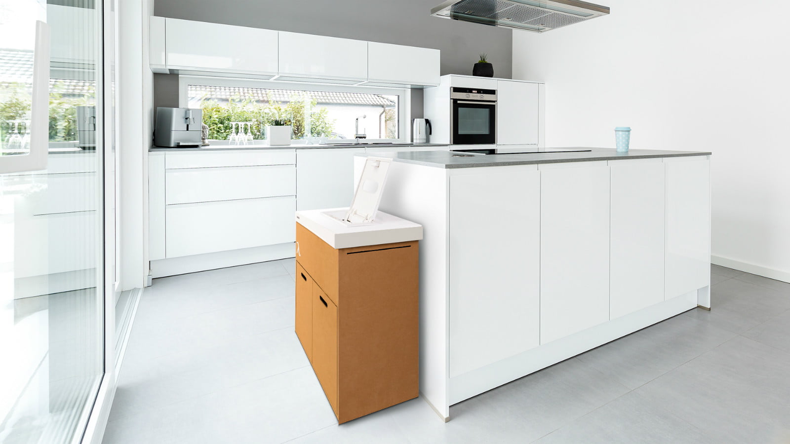 Oscar the A.I. trash can sorts your garbage and recyclables