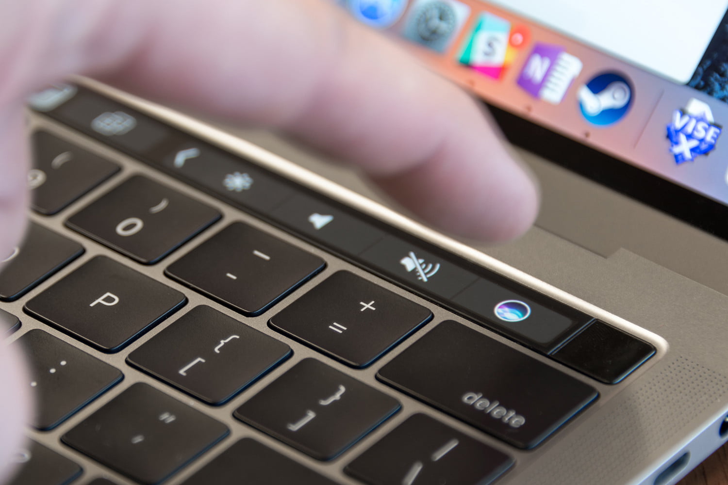Apple’s sticky key problem isn’t going away on the 2018 MacBook Pro