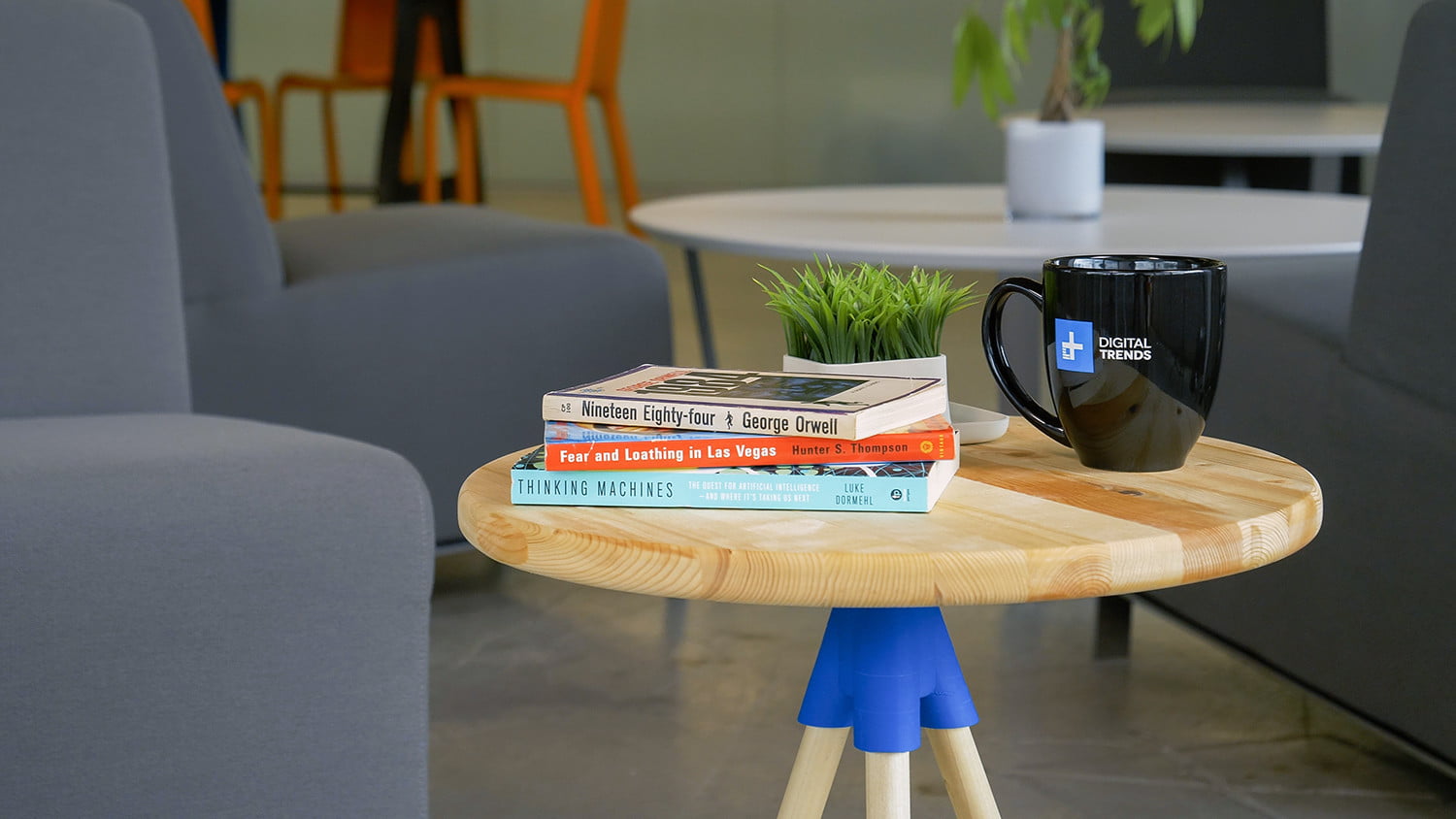 Weekend workshop: Make this 3D-printed side table, even without a 3D printer