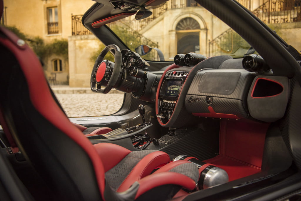 Manual vs. automatic transmission: The differences explained