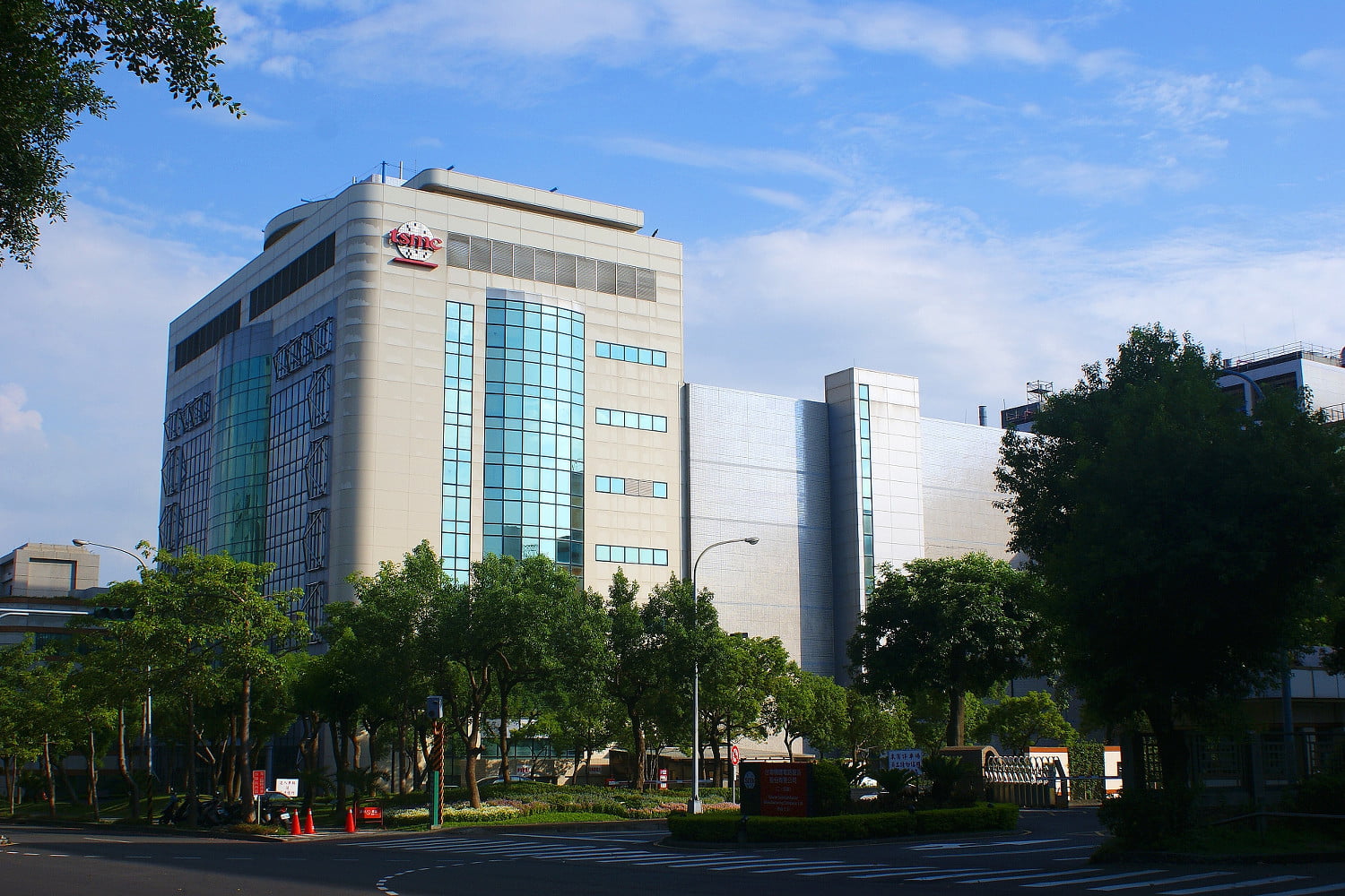 Unknown virus halts factories that make iPhone chips
