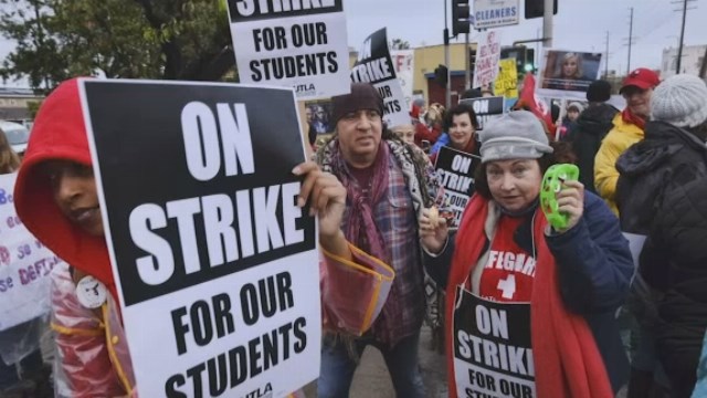 Tentative deal reached to end Los Angeles teachers strike