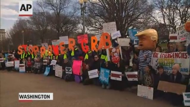 Protests slam Trump's emergency declaration for border wall