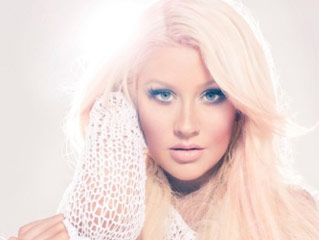 christina aguilera expecting   baby girl