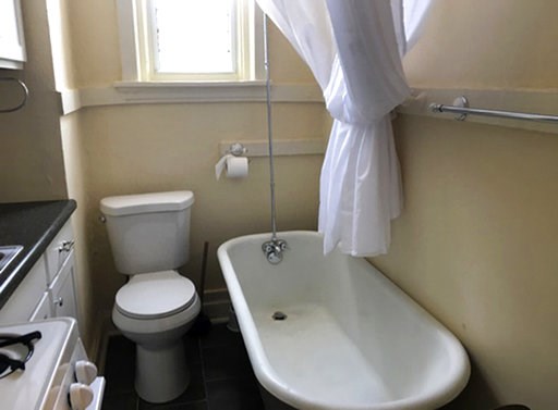 St. Louis apartment with kitchen-bathroom combo creates stir