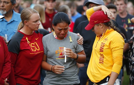 Vigil honors star golfer from Spain who was killed in Iowa