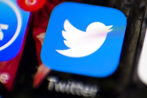 Twitter finds software privacy bug affecting direct messages