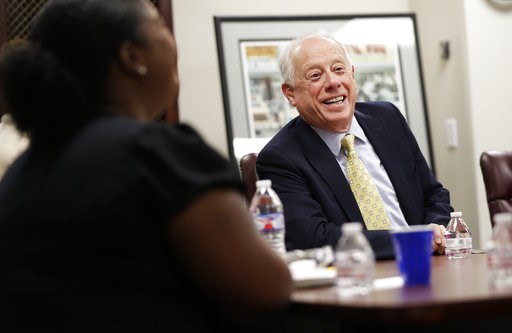 Tenn. Democrat aims for Senate win by edging away from party