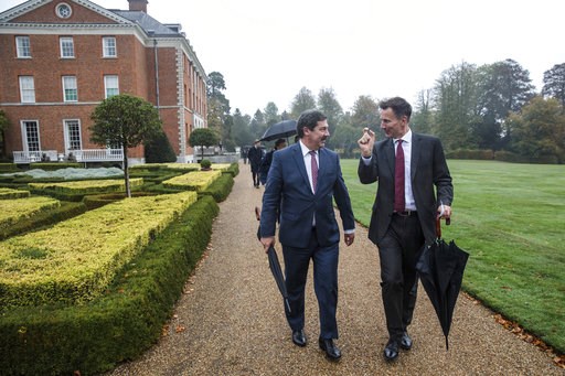 Irish border dispute looms large over the UK-EU Brexit talks