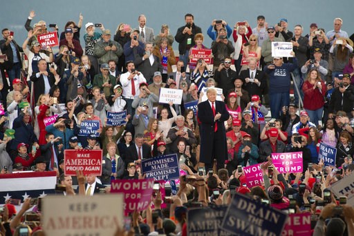Trump revives fiery immigration talk for 'caravan' election