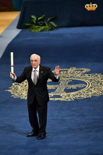 Laureates in Spanish awards call for action to "save future"