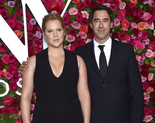 Amy Schumer took long way around to announce she's pregnant