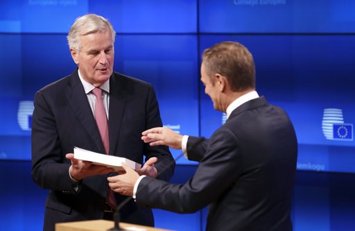 EU divorce deal in peril after two UK Cabinet ministers quit