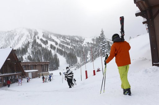 (Jason Bean/The Reno Gazette-Journal via AP). Skiers and snowboarders walk to the lifts at Mt. Rose Ski Tahoe Thursday, Nov. 29, 2018, near Reno, Nev. More than a foot (30 centimeters) of snow has fallen at some ski resorts around Lake Tahoe. The first... (Jason Bean/The Reno Gazette-Journal via AP). Skiers and snowboarders walk to the lifts at Mt. Rose Ski Tahoe Thursday, Nov. 29, 2018, near Reno, Nev. More than a foot (30 centimeters) of snow has fallen at some ski resorts around Lake Tahoe. The first...