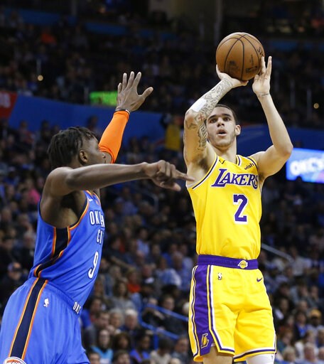 Kuzma scores 32 as Lakers top Thunder in OT without LeBron