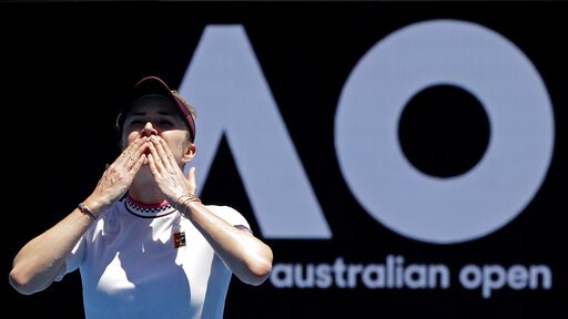 Serena Williams ousts No. 1 Simona Halep at Australian Open