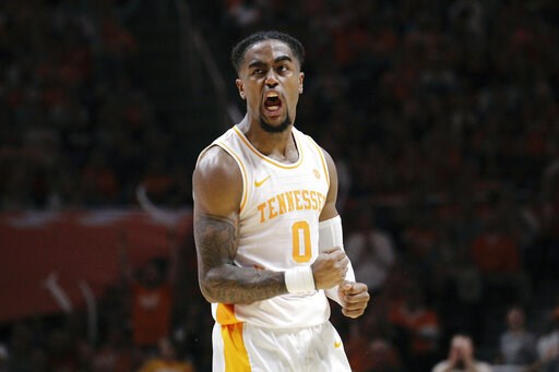 Tennessee moves to No. 1 in AP Top 25, Duke drops to No. 2