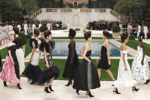 Correction: France-Paris Fashion Week-Watch story