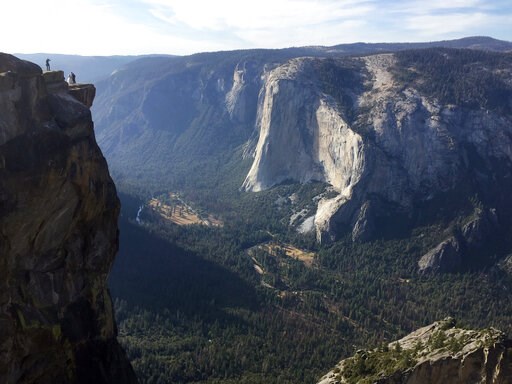 Coroner: Couple intoxicated during fatal Yosemite fall