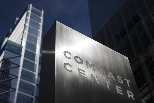 Comcast loses cable users, but internet subscribers surge