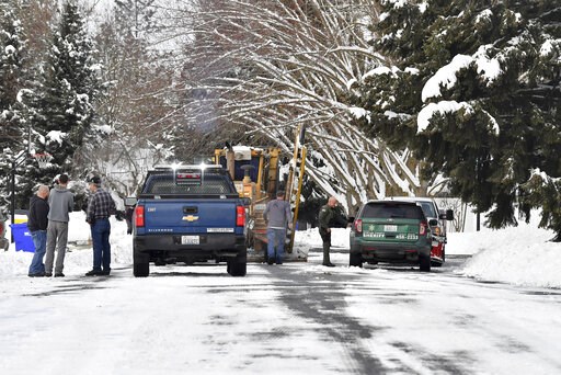 Washington state snow plow rage: 2 plow drivers threatened