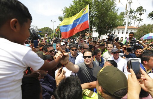 Marco Rubio warns Venezuelan soldiers to let aid enter