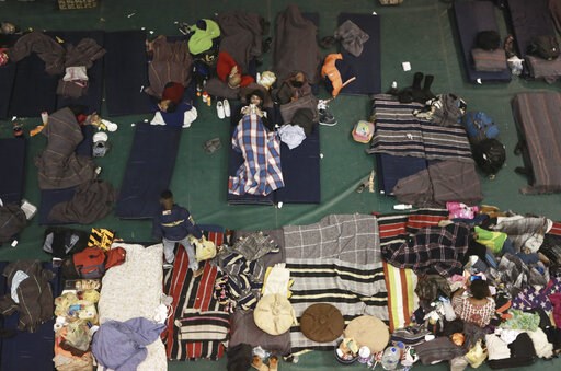 Mexico closes temporary migrant shelter near US border