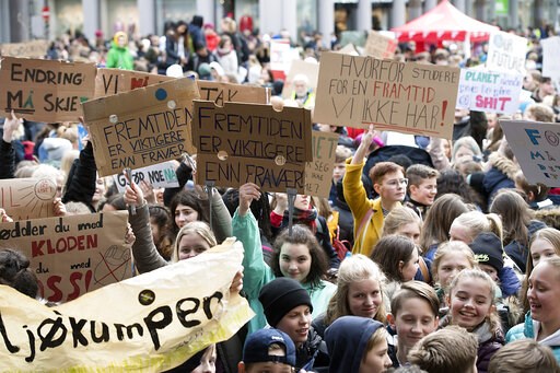 Students globally protest warming, pleading for their future