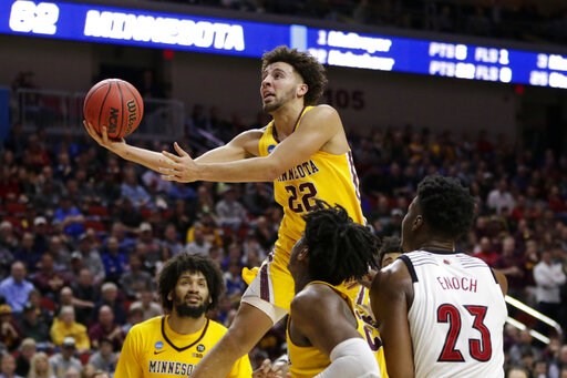 Kalscheur, Gophers knock off Louisville 86-76
