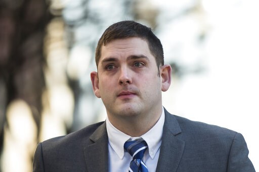 White cop cleared in fatal shooting of black teenager