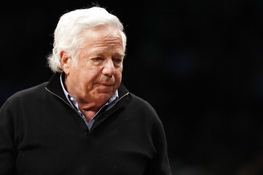 Judge bars release of Kraft massage videos before hearing