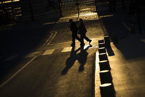 What helps prevent dementia? Try exercise, not vitamin pills