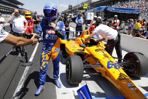 Alonso and McLaren miss Indy 500 on first day of qualifying