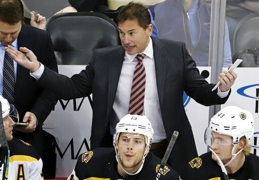 Bruins hoping to win Stanley Cup, join Boston's title parade