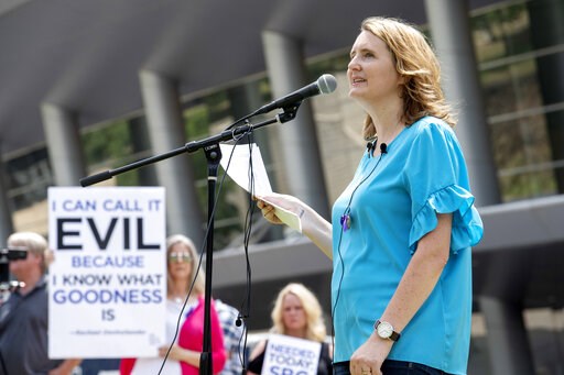 Sex abuse crisis tops agenda as Southern Baptists convene