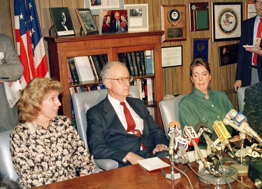 (AP Photo/Charles Wenzelberg, File). FILE- In this March 26, 1988 file photo, prosecutor Linda Fairstein, left, is shown during a news conference in New York. Fairstein was the top Manhattan sex crimes prosecutor when five teenagers were wrongly charge...