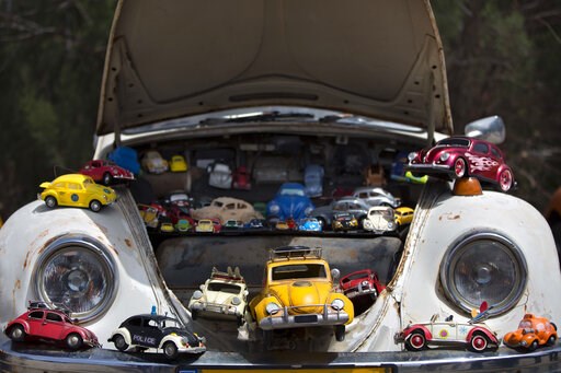 From Nazis to hippies: End of the road for Volkswagen Beetle