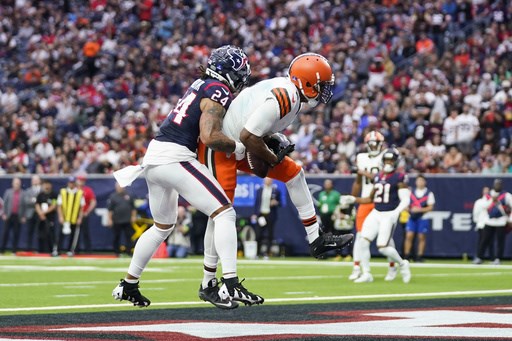 Amari Cooper has franchise-record 265 yards receiving to lead Browns to 36-22 win over Texans